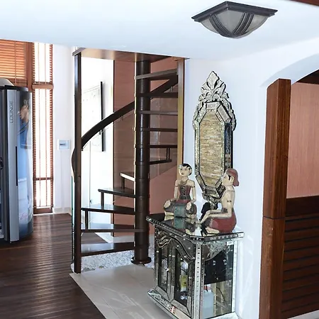 Private Studio In Emerald Beach Apart-hotel