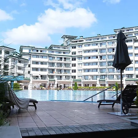 Apartahotel Private Studio In Emerald Beach 5*